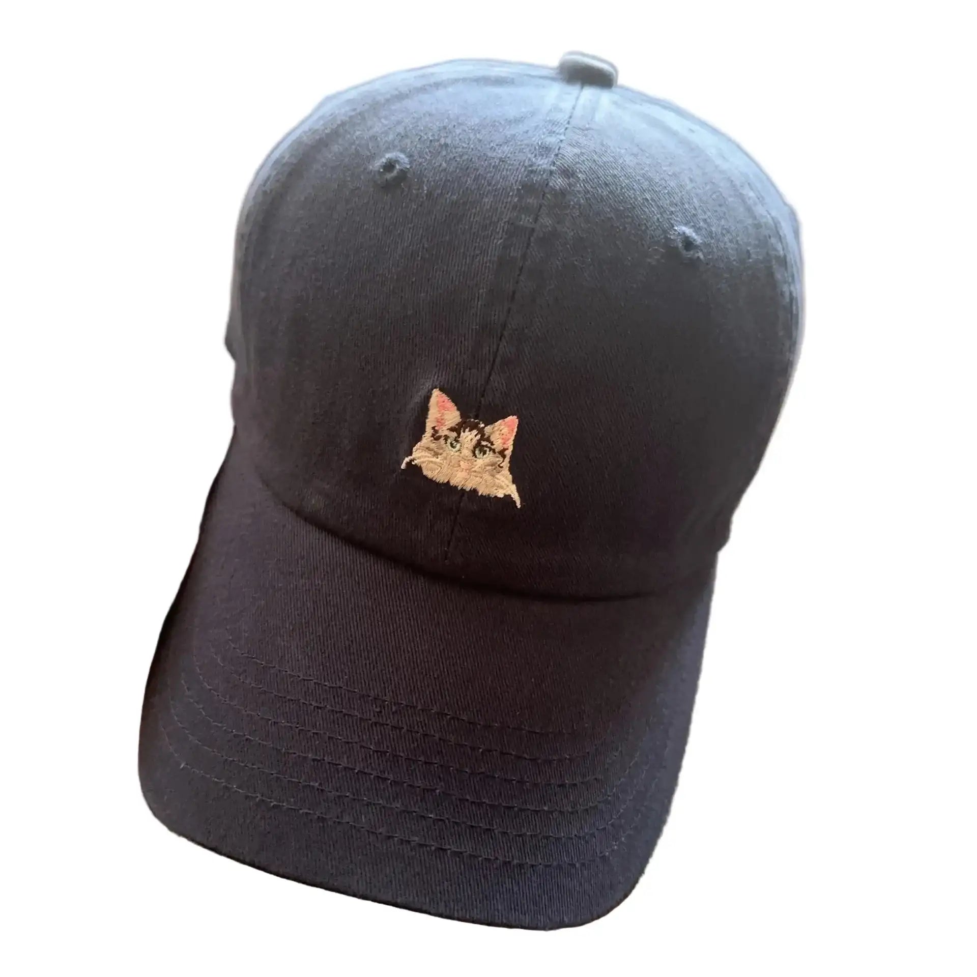 Casquette avec motif chat brodé, idéale pour un look décontracté et stylé