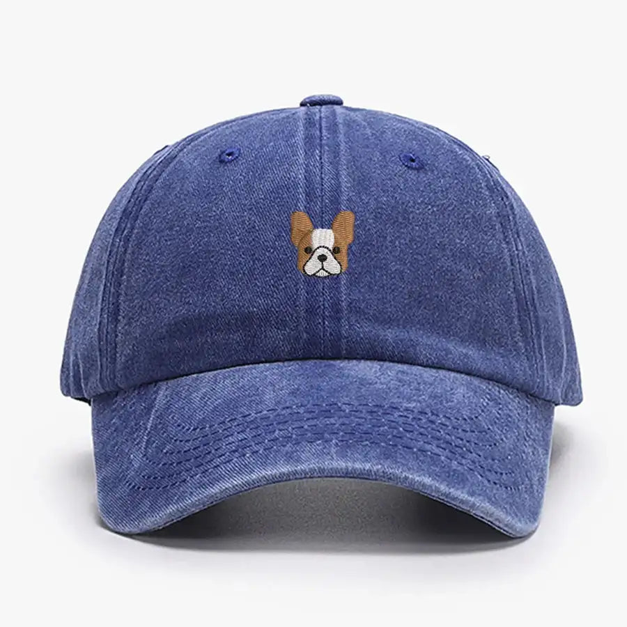 Casquette bulldog en denim bleu avec un motif de bulldog brodé sur le devant