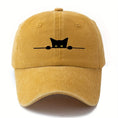Cargar la imagen en la vista de la galería, Casquette imprimé chat en jaune avec un design de chat noir aux yeux jaunes
