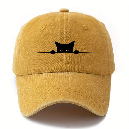 Casquette imprimé chat en jaune avec un design de chat noir aux yeux jaunes