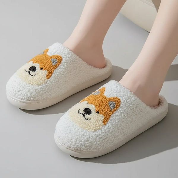 chausson corgi en sherpa blanc avec motif visage de corgi brodé mule intérieure confortable Oscar et Plume