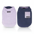 Carica l'immagine nel visualizzatore della galleria, Veste réversible pour teckel en violet et bleu marine, douce et légère pour le confort des chiens.
