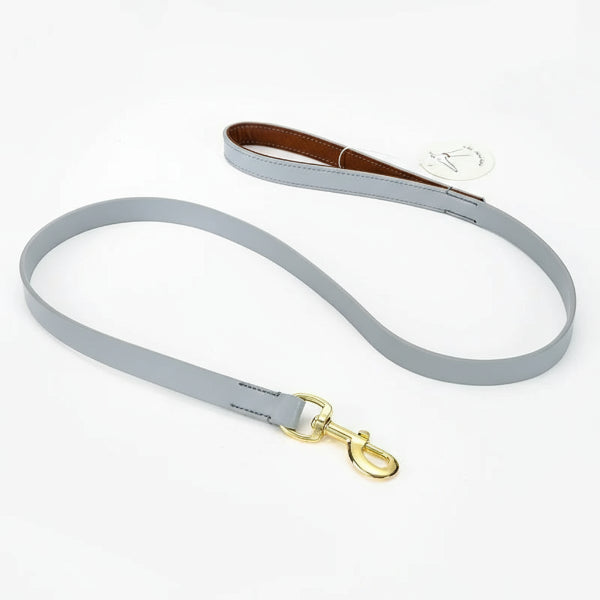 collier et laisse lévrier Oscar et Plume en cuir gris avec poignée rembourrée intérieure brune et mousqueton doré