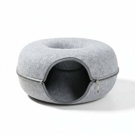 Cocon laine chat gris en forme de donut avec ouverture zippée pour confort et chaleur