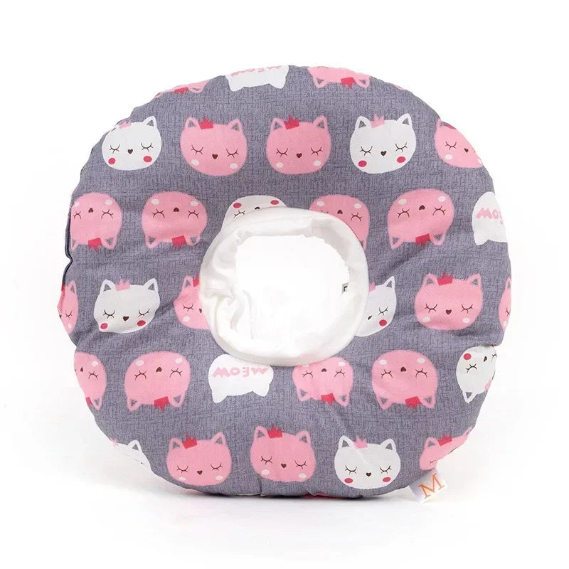 Collerette réglable pour chat en tissu doux avec motifs de chats mignons pour le confort de votre animal