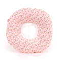 Charger l'image dans la visionneuse de la galerie, Collerette réglable pour chat en tissu rose avec motifs de cœurs et cerises, idéale pour le confort des animaux
