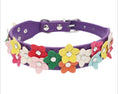 Load image into Gallery viewer, Collier à fleurs (2 rangs) en cuir durable pour petit chien Oscar et Plume Violet / S
