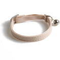 Load image into Gallery viewer, Collier Anti Étranglement Pour Chat Oscar et Plume Beige
