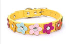 Collier chien fleurs jaune avec décorations colorées en forme de fleurs pour animaux