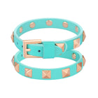 Collier clouté pour chat en cuir synthétique turquoise avec clous dorés pour un look élégant
