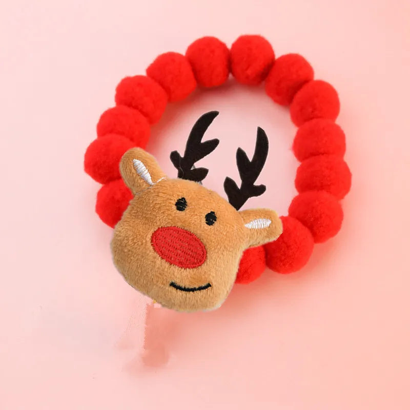 Collier de Noël pour chat et chien avec un design de renne en feutre et des pompons rouges