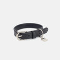 Load image into Gallery viewer, Collier en Cuir Vegan Pour Chien Élégant Oscar et Plume Gris / XS
