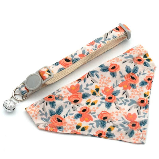 Collier et bandana petit chien avec motif floral orange et bleu par Oscar et Plume