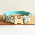 Load image into Gallery viewer, Collier et laisse motif fleurs personnalisable pour chien Oscar et Plume Collier (Or) / S
