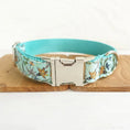 Load image into Gallery viewer, Collier et laisse motif fleurs personnalisable pour chien Oscar et Plume Collier / S
