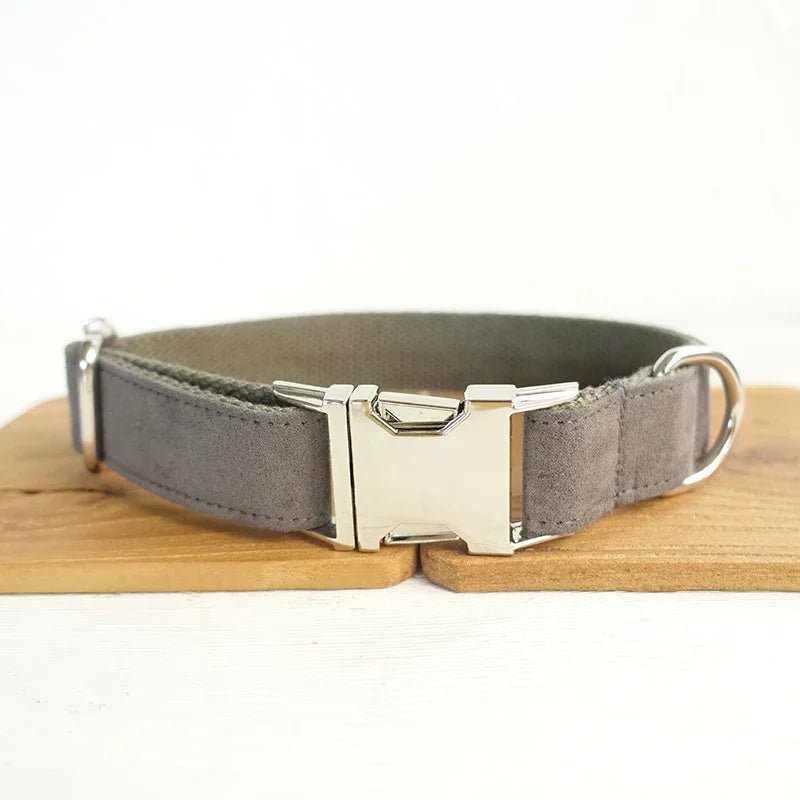 Collier et laisse personnalisable en velours pour chien Oscar et Plume Collier Kaki / XS