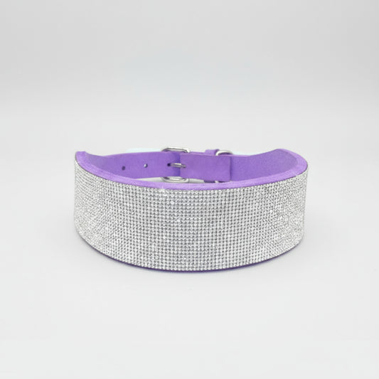 Collier strass pour chien en cuir violet avec un design scintillant et élégant