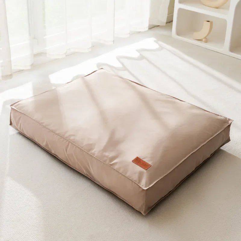 Coussin déhoussable pour chien Oscar et Plume Beige / L