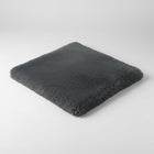Coussin moelleux pour chien en gris, idéal pour le confort des animaux de compagnie
