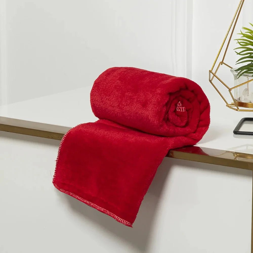 Couverture douce personnalisable pour chien et chat Oscar et Plume Rouge