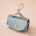 Load image into Gallery viewer, Distributeur de sac à crottes en cuir durable Oscar et Plume Bleu
