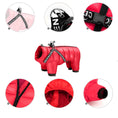 Cargar la imagen en la vista de la galería, doudoune imperméable pour chien rouge Oscar et Plume combinaison matelassée avec harnais capuche et fermeture éclair
