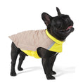 Cargar la imagen en la vista de la galería, Doudoune réversible pour chien en jaune et beige, idéale pour garder votre animal au chaud
