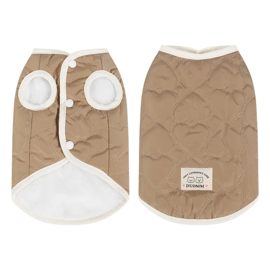 Gilet doublé pour chat en beige, chaud et confortable avec boutons et doublure douce