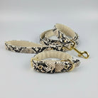 Ensemble collier laisse chic motif serpent beige noir avec boucles dorées Oscar et Plume