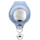 Étui AirTag en cuir bleu clair avec anneau métallique et petit grelot, design Oscar et Plume