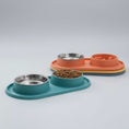 Load image into Gallery viewer, Gamelle anti glouton pour chien en silicone avec deux bols en acier inoxydable pour repas équilibrés
