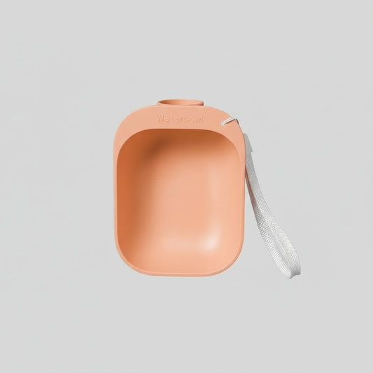 Gamelle chien visser bouteille couleur pêche avec sangle blanche pour sortie facile