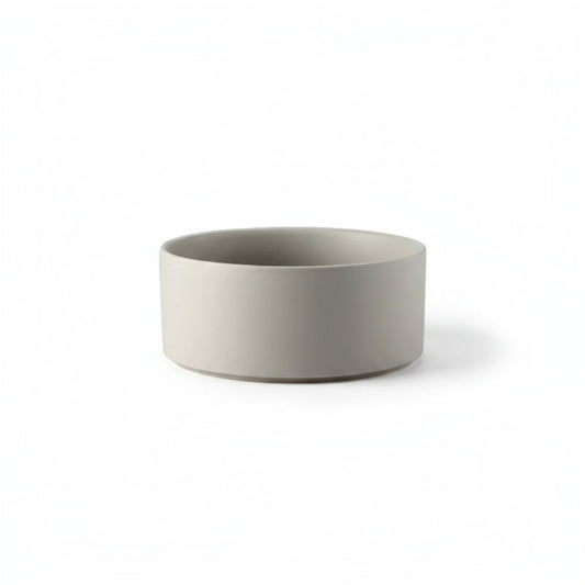 Gamelle design chien en céramique blanche simple et épurée signée Oscar et Plume