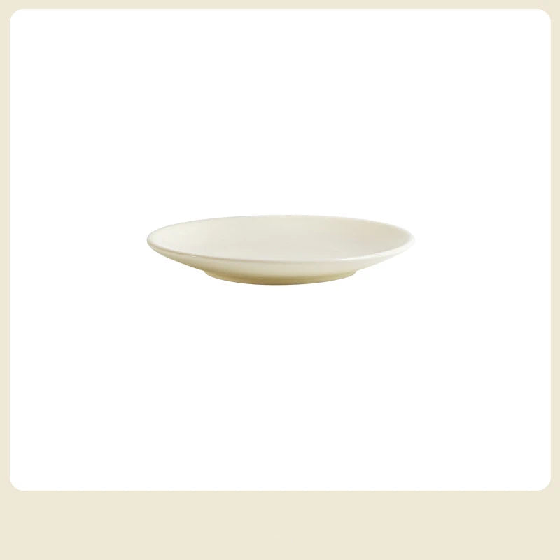 Gamelle surélevée en céramique pour chat au design épuré et moderne, idéale pour le confort de votre animal