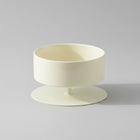 Gamelle surélevée pour chat en céramique blanche au design moderne et élégant