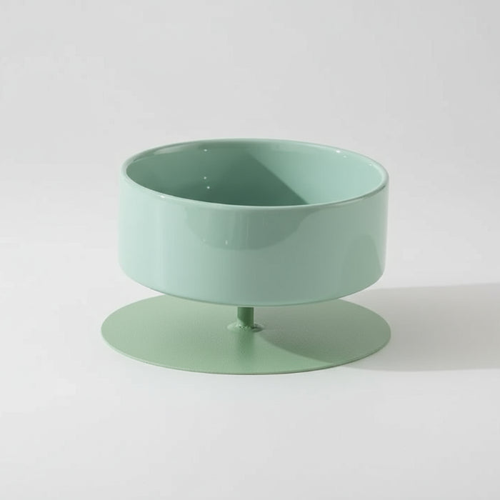 Gamelle surélevée pour chat en métal vert avec un design moderne et élégant