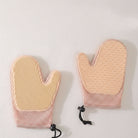 gant toilettage chat chien en silicone rose avec dos en maille respirante pour un entretien facile