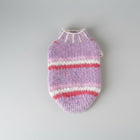 Gilet en laine pour chat rose et violet avec rayures stylées pour garder votre animal au chaud