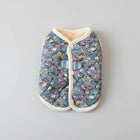 Gilet pour chien imprimé floral en tissu rembourré avec boutons, parfait pour les promenades automnales