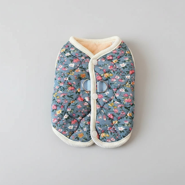 Gilet pour chien imprimé floral en tissu rembourré avec boutons, parfait pour les promenades automnales