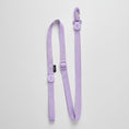 Carica l'immagine nel visualizzatore della galleria, Laisse violette ajustable avec mousqueton pour harnais et laisse pour petit chien Oscar et Plume
