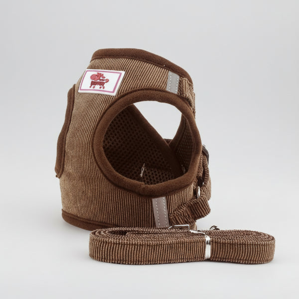 Harnais petit chien velours côtelé avec laisse assortie, parfait pour le confort et le style.