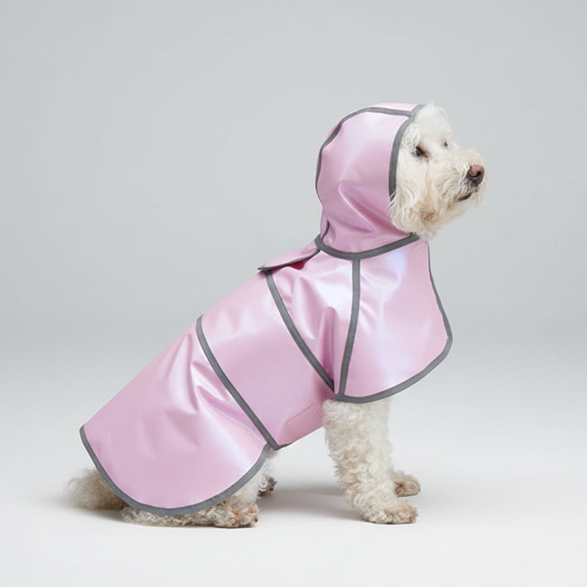 Imperméable pour chien avec capuche en rose pour garder votre animal au sec et stylé