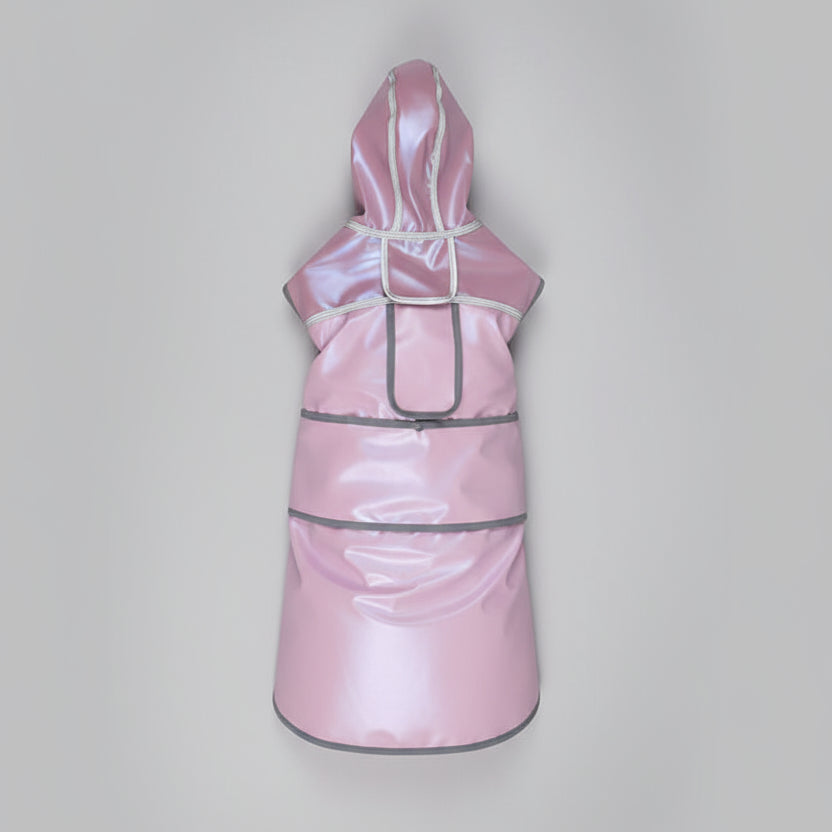 Imperméable pour chien avec capuche en rose, conçu pour protéger votre animal des intempéries