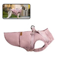 Cargar la imagen en la vista de la galería, Imperméable pour chien avec harnais rose léger et ajustable de la marque Oscar et Plume
