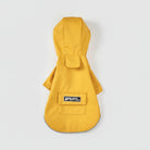 Imperméable pour petit chien en jaune avec capuche et poches pratiques