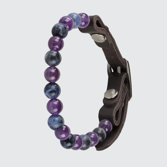 Collier anti-stress pour chat Oscar et Plume avec perles violettes et bleues sur bracelet en cuir marron
