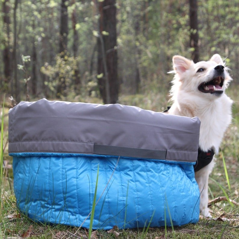 Lit d'extérieur étanche pour chien Oscar et Plume XS