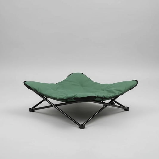 Lit pliable pour chien de couleur verte avec cadre métallique, idéal pour le confort de votre animal