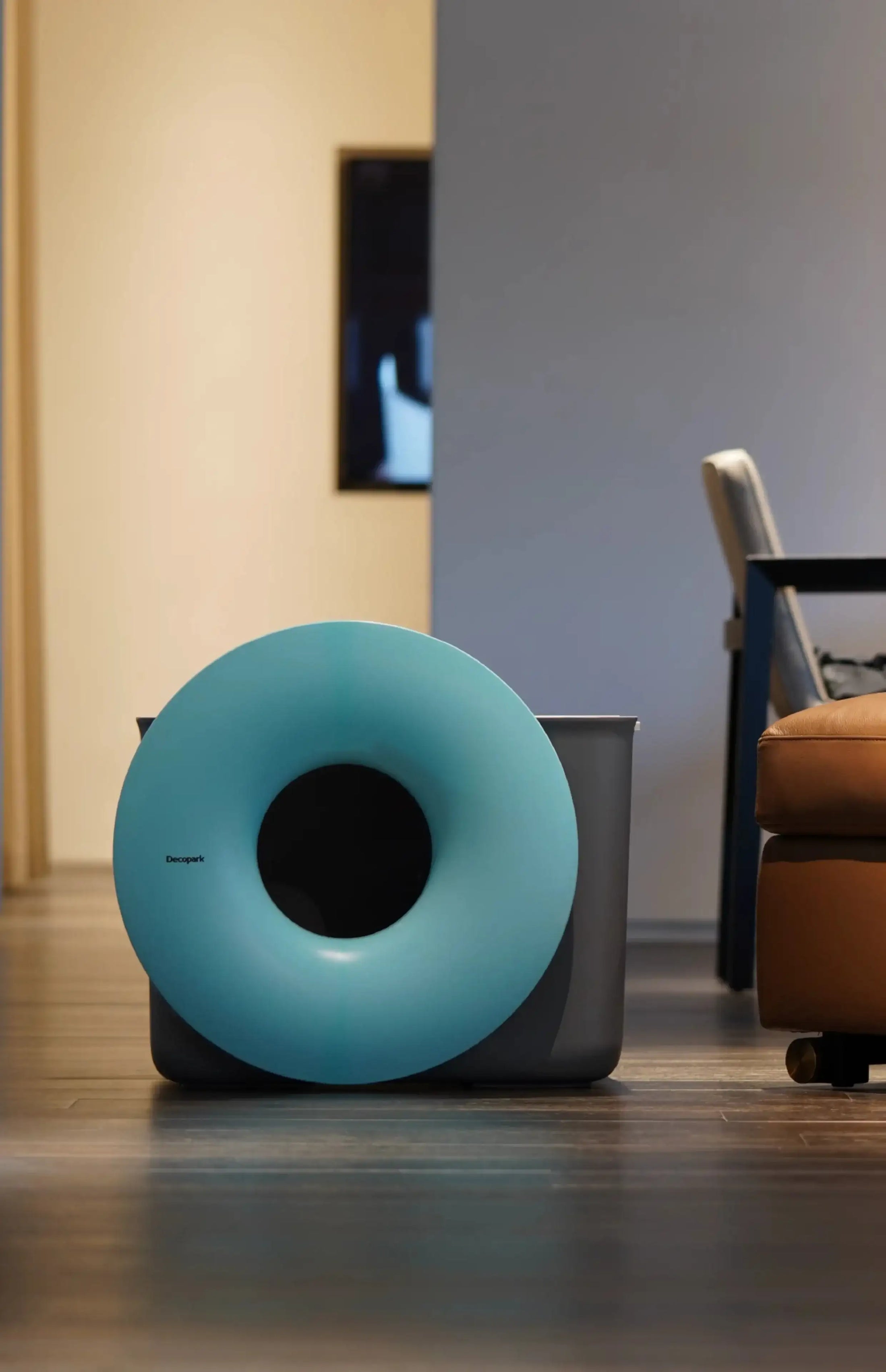 Litière design pour chat d'Oscar et Plume avec un design moderne et une forme en cercle